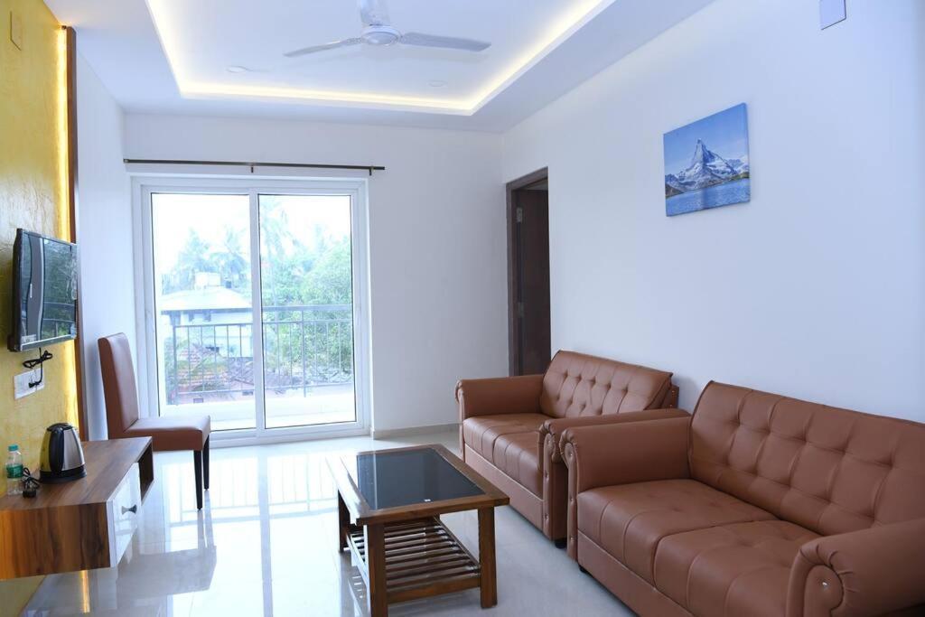Beach Heaven Deluxe Rooms & Serviced Apartments Suratakal ภายนอก รูปภาพ